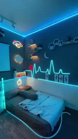 Senyaman ini punya kamar geming #kamargaming #dekorkamar #kamaraesthetic #kamarbujang #kamarsimple 