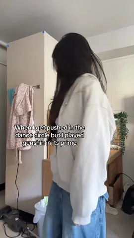 Guys I lowkey wanna play genshin again (I haven’t played since chasm release 😬😬😬) #dance #anime #GenshinImpact #hutao #fyp 