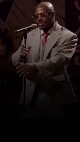 Asake previewed a new song off his “Mr Money” album at the Red Bull Symphonic in New York 🇺🇸🔥 #asake #asakeconcert #unreleased #blowitup 