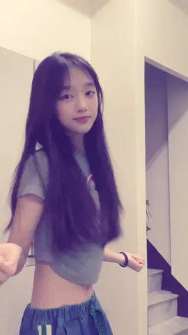 被這首歌洗腦了、、 #fyp #國三 #推薦 #流量 #台南  @哇洗崽崽🤍 大帳