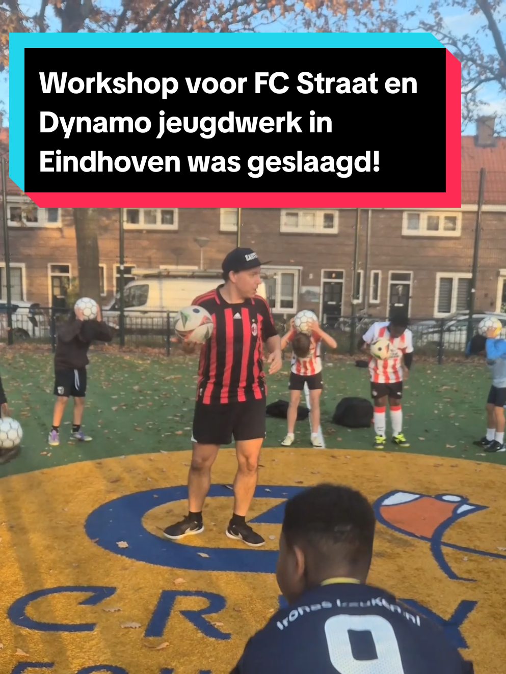 Workshop voor @FC STRAAT en @Dynamo Jeugdwerk in Eindhoven was geslaagd. Complimenten naar de organisatie en aan alle deelnemers van de workshop! Goed dat we dit kunnen doen voor de volgende generatie! Op naar de volgende locatie! Joga bonito🤙⚽️💯🏆