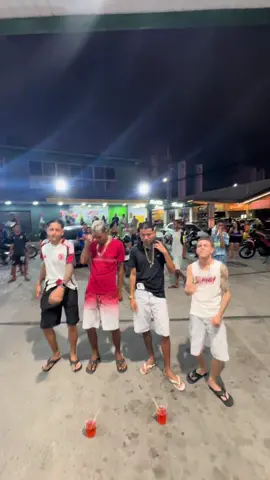 nos reina aqui 🕺🏽