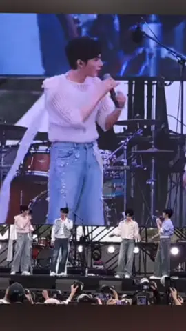 itu kalau outfit yang di pake si papa, di pake si mama. beuuuh si papa pasti dah mencak mencak itu🤭😅#jiangli #lipeien #jiangheng 