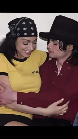 At your best you are loved ❤️ #michaeljackson #tatianathumbtzen #90s #fanmade ##fyp 