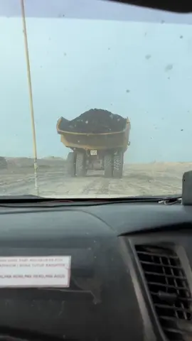 Sarik pulang Sidin jer🗣️🫠🤣#fypシ゚ #storytambang #tambangbatubara #tambangbatubarakalimantan #banjarmasin 