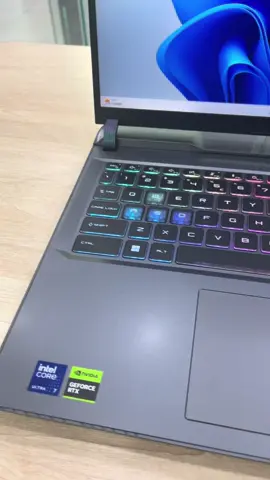 MSI Vector 16 HX AI Ultra 7 255HX/RAM 16GB/SSD 1TB/RTX5070Ti/16” QHD+ 240Hz #laptopgaming #msi #fypシ #tiktok #fyp #foryou 