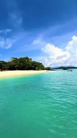 Pulau Kentut Kecik #langkawiislandhopping #islandhoppinglangkawi #langkawi #okgo 