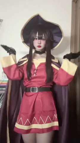 1週間前と今日。ロキシー不足の方々いるみたいで✋これから増えるよ#このすばコスプレ #konosubacosplay #無職転生コスプレ#mushokutensei #fyp 