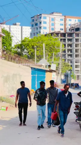 WAR WASIIR KA XAKU DHIB AH #🙆‍♂️🤣 @WAZIIR NIN WAX BARTAY @Burus boy 🇸🇴🩸 @MARSHIYAL🦁🩸 MAY #soomalitiktok 