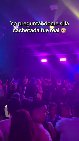 @Marina Gold 👩🏼‍🦰 @caradecristian …fue real 🙊