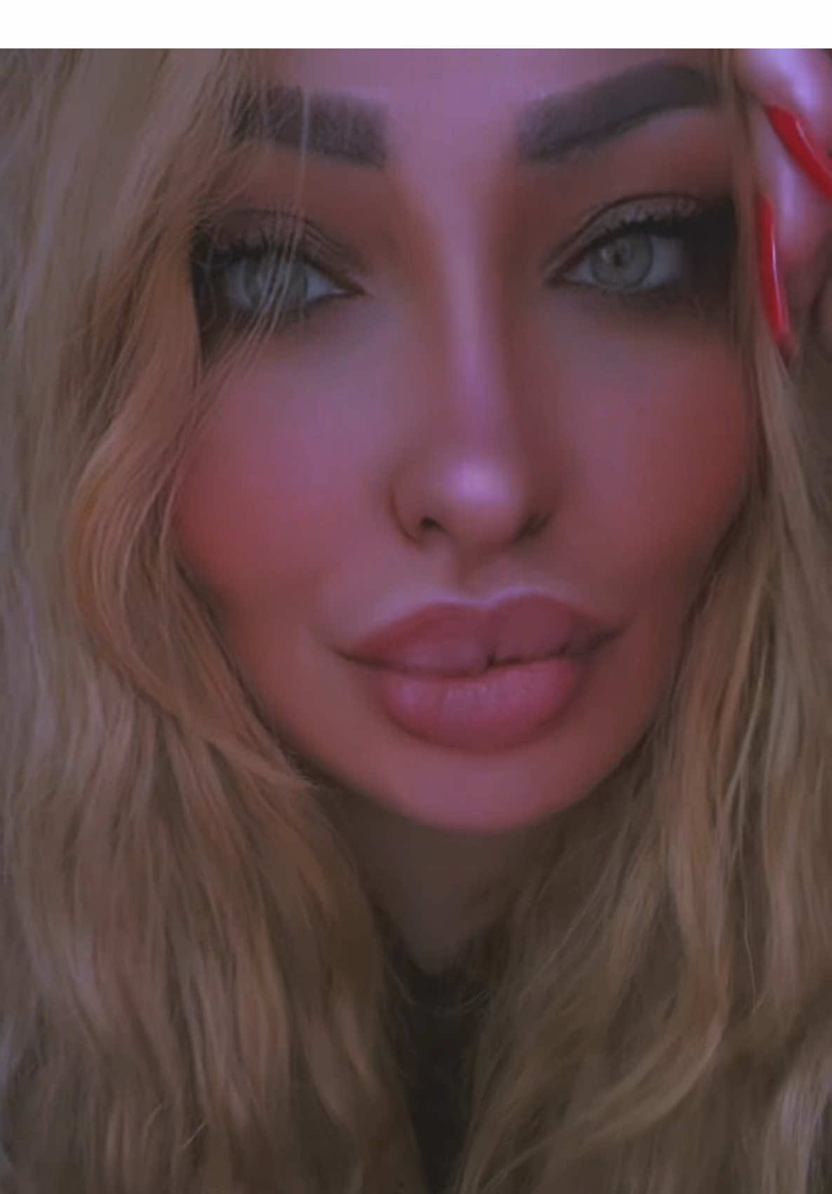 فديت روحي فديت عمري الله يحميني♥️ #امبريس_نيفين #النرجسية #الفاخمه #مالي_خلق_احط_هاشتاقات 