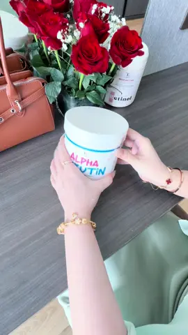 Mê chơi cỡ nào cũng phải dành ra 2 phút nha mấy bà #kemduongtrangda #kemduongam #kemchongnang 