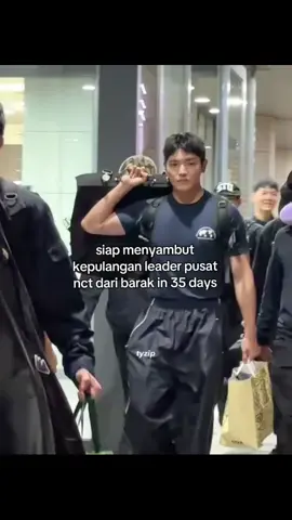 minggir semuanya minggir! the king is back🙂‍↔️ #taeyong  #nct 