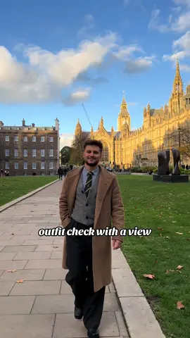 I LOVE LONDON AND LONDON PEOPLE THAT COMPLIMENTED ALL OF MY OUTFITS❤️ #OOTD #outfitcheck #london #outfit #london 