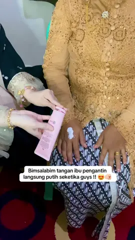 Jangan lupa live harga ambyar 11.11 jam 15.00 WIB @Naz Glow Skin #nazglowskin #reviewnazglowskin #nadyaauliazulfa #muanadyaauliazulfa 