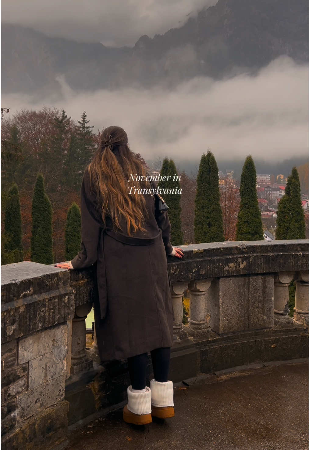 November in Transylvania🍂 #fyp #transylvania #brancastle #traveltips #traveltiktok 