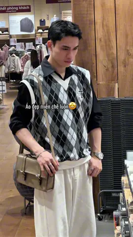 Áo mình để dưới giỏ hàng nha ae#tiktok #thoitrang #viralvideo #aolen #gilelen 