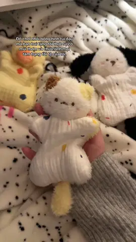 Dạo này tâm trạng tan chậm nên bạn trai đã đem tới những người bạn mới cho tui