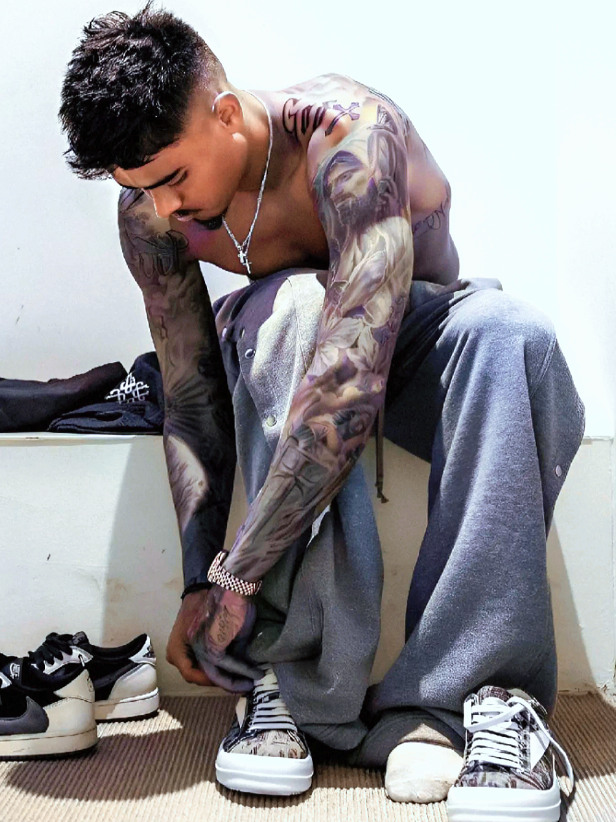 Mees hilgers ✨ geloooooo asli ga ada  bosan nya, Menyala trs tuan muda Mees hilgers Matabz.... 💪🔥🔥🔥#hilgers #fyppppppppppppppppppppppp #meeshilgers #tiktokviral #hilgerstombeng @M. 