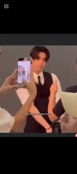 #CapCut ဆာဂျွန်အပိုင်ကဆာဂျွန်ပြောသလိုဗလတောင့်တောင့်နဲ့ ukeလဲဟုသလိုချစ်ဖို့ကောင်းတဲ့ type ဘက်လဲသွားတဲ့အတွက်မို့ ဘယ်လိုTypeမျိုးဘဲဖစ်ဖစ်ကြိုက်တယ် ဂျွန်အာ‌ချန်ကတော့ဒီလိုအလှလေးရီးစားတော်ထားရတော့နေ့တိုင်းဂုဏ်ယူလို့ဆုံးမှာမဟုဘူး#joongdunk #joongarchen #dunknatachai #gmmtvofficial 