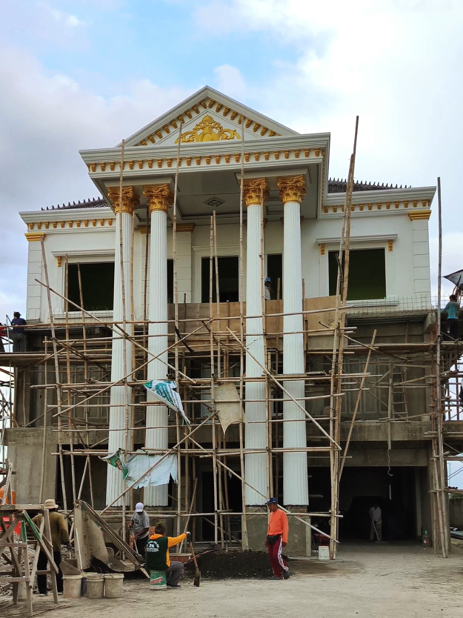 Jangan lelah untuk memperbaiki diri, meski kadang jatuhnya berkali-kali dan luka di hati terasa perih sekali.  Allah tak menuntutmu untuk selalu sempurna, Dia hanya ingin melihatmu terus berjuang.  Setiap kali kamu menyesal, setiap kali kamu menangis karena dosa, di saat itulah rahmat Allah sedang memelukmu.  Jangan putus asa dari rahmat-Nya.  #fyppppppppppppppppppppppp #motivation #quotestory #janganlupabahagia 