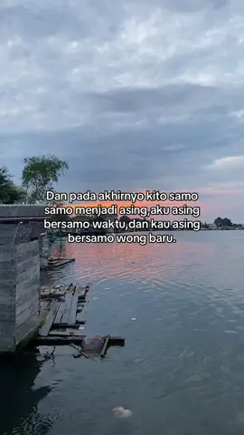 Berbagaila nona bersama orang barumu itu👋 Spesial req @BUDAK ULU #dimaswww⚡️ #palembang #palembangtiktok #mesujiperairan #fyppppppppppppppppppppppp 