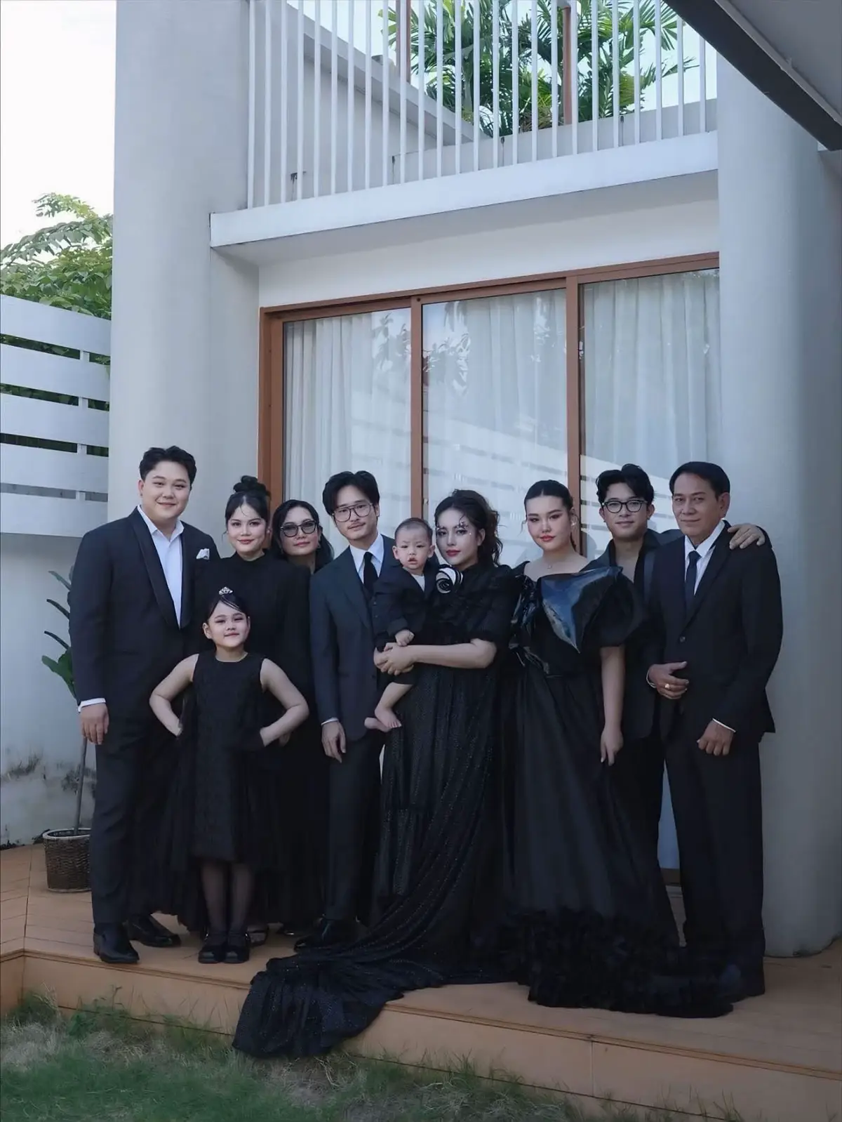 รูปรวมครอบครัว🖤 Collect moments.❤️ #bbmemory