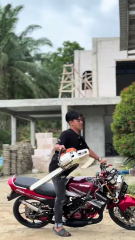 Membalas @💥✨ #mesinchainsaw #senso #pemotong #kayu #mesinsenso 