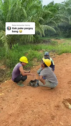 Membalas @Henny pargoy sendiri badan nya kak😅 bisa kali kak sabun nya hehehehe🙏😅 #fyp #jarkepmedan #vidiolucu #vidioviral #kuliproyek👷🏼 