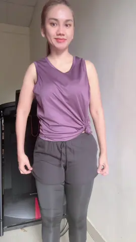 qyla pakai size s. patutnya kena beli besar sikit 🤣 #sport #seluar #jogging #Running 