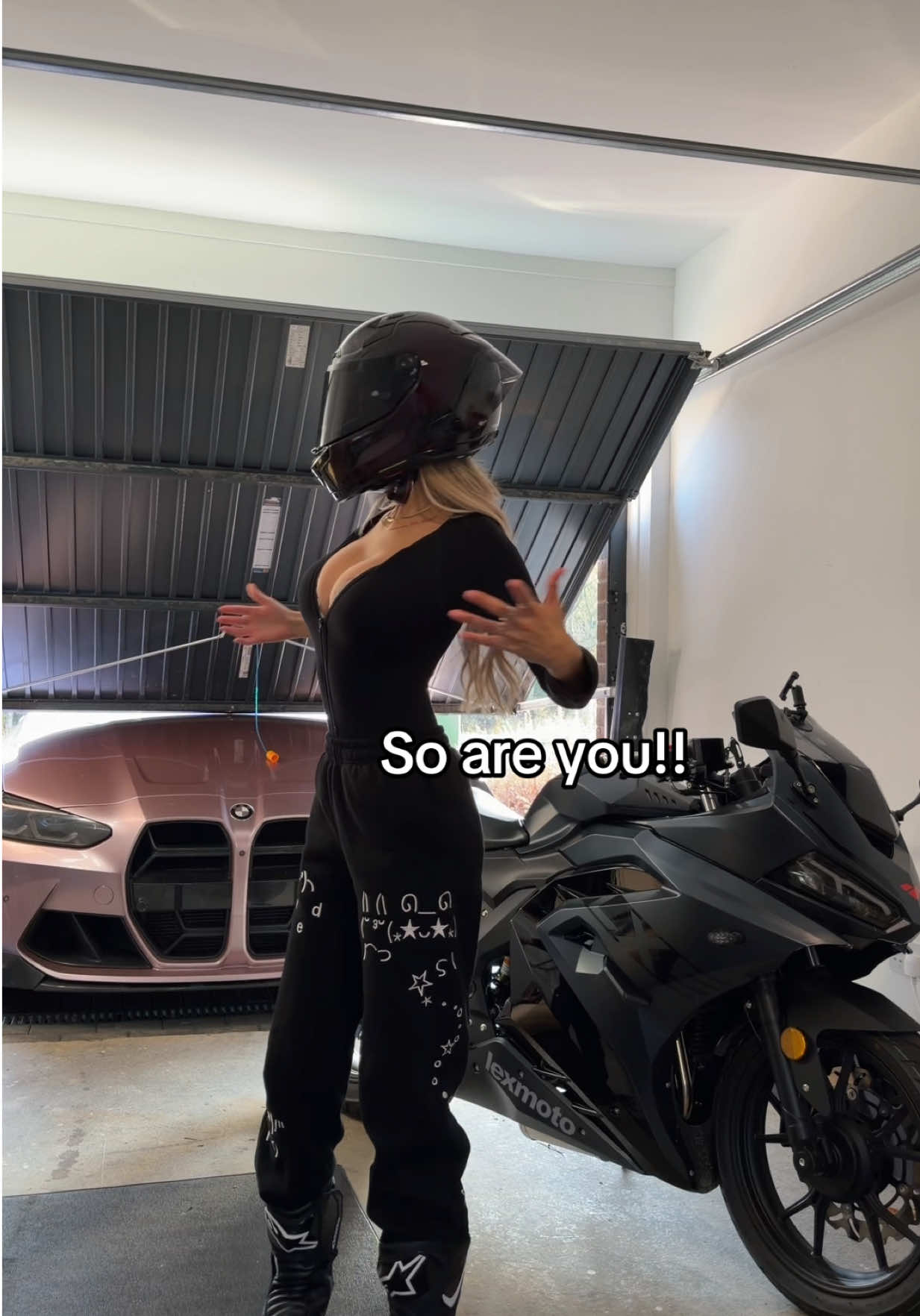 #biketok #bikergirls #cartok #bike #m4 