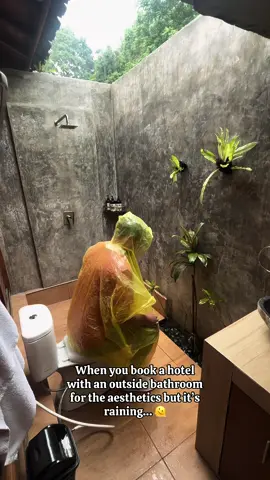 We just wanted the bathroom aesthetics in Bali 😭… Dw he’s not actually using the toilet 🚽  #expectationvsreality #bali #bathroom #ubud #indonesia