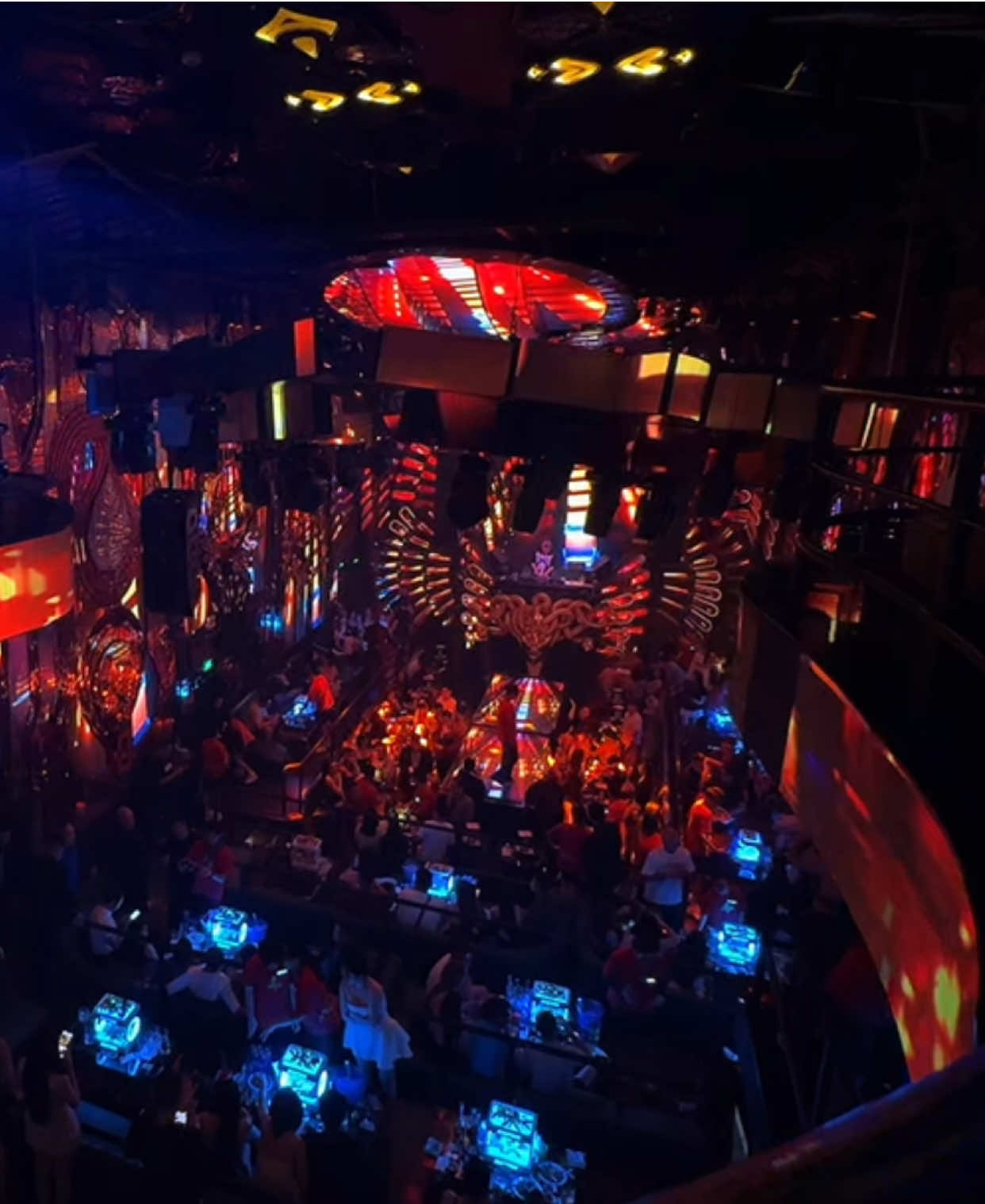 #Empireclub #dailoan🇻🇳🇹🇼 #trungquoc #luxurynightlife #saigonnightlife 