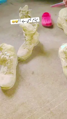 #creatorsearchinsights میڈم کیسی لگی😂☺️#fyp #foryou #foryoupage #viral  @Farah 