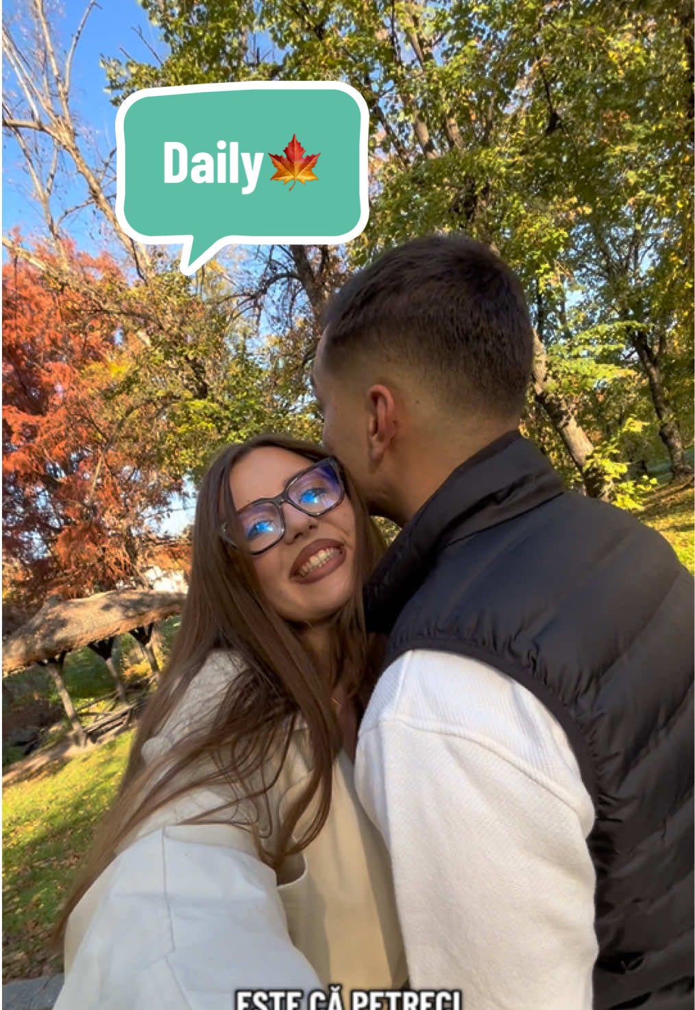 Daily 🤎  @flashdetail 🛞 #autumn #daily #craiova #parculnicolaeromanescu #flashdetail 