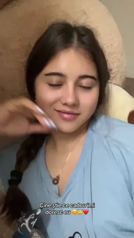 Cadoul meu e la obiectiv 🥰😇🤗#cristinadurnea592 #foryoupage #fyp #foryou #dance 