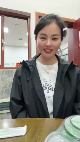 lần lượt là các nữ tài xế : Lệ Tử, Huệ Nhi, Dương Nam, Ngụy Hiểu Dương, Âu Thúy Phương, Diêu Diêu Và Noãn Noãn. 