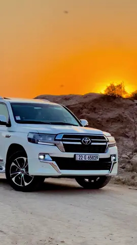 #تيوتا_شعار_لايعرف_القانون🔥🖤💪 #تصويري_احترافي_الاجواء👌🏻🕊😴 #شعب_الصيني_ماله_حل😂😂 #جبله_مدينة_الشهداء 