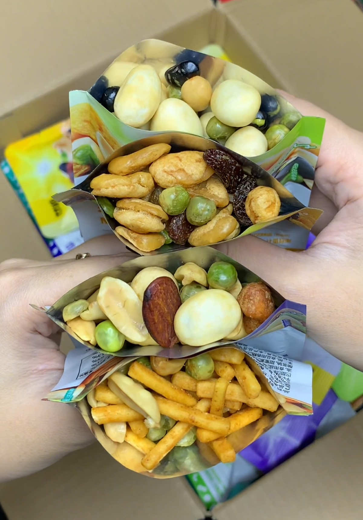 Trả lời @huyền combo 16 hoặc 32 gói hạt. Ăn mằn mặn ngọt ngọt đưa miệng lắm nè   @Thị Hồng Nhung  @Thị Hồng Nhung  @Thị Hồng Nhung  #hatdinhduong #anvat #hatmixvi #hatmixdinhduong #hatmix 