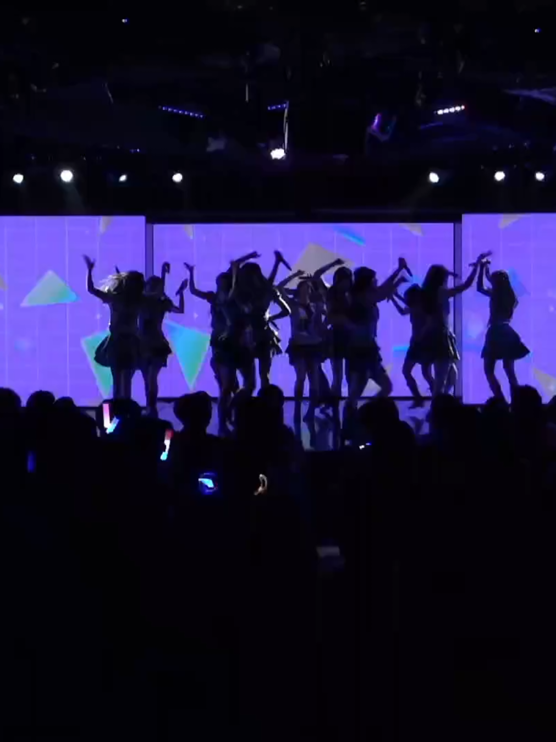 M12. Koi no Keikou to Taisaku (Arah Sang Cinta dan Balasannya) TewoTsunaginagaraJKT48 09.11.25 #TewoTsunaginagaraJKT48 #jkt48 #jkt48newera #fyp #viral 