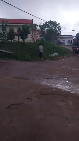 lộc bình chào đón e