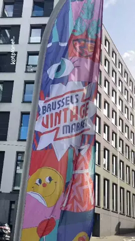 T'es étudiant et tu veux trouver des vêtements et accessoires vintages à Bruxelles ? Fonce tous les premiers dimanches du mois au Brussels Vintage Market ! Tania de la team Kotplanet y était pour dénicher des pépites, découvrir les stands vêtements, accessoires, beauté et même food ! Tu connaissais ? 😍 #kotplanet #etudiant #études #cours #université #brusselles #brusselsvintagemarket #vintagelovers #brusselsevent