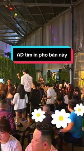 Ad tìm in pho bàn này #tantaibooking #yoyogarden #yoyocentralhoconrua #yoyoquan3 #xuhuong 