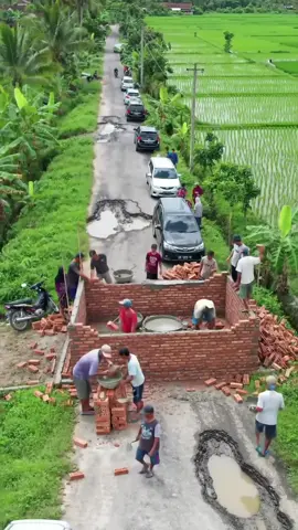 viral satu desa membangun tembok di tengah jalan bentuk protes #virall #masukberanda #xybca #foryoupage❤️❤️ #lewatberanda 