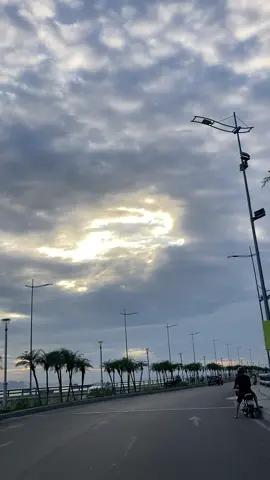 Hạ Long một chiều chủ nhật tháng 11 #halong #luonlohalong #langthangđườngphố #fyp #hoanghon 