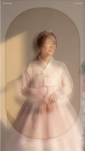 #แจกคําสั่งgeminiสร้างภาพ #Gemini #prompt #korean คำลั่ง👉🏻 1.สร้างภาพหญิงสาวสาวใบหน้าตรงตามต้นฉบับ100% : A young Asian woman is the main subject, captured in a three-quarter pose in an outdoor setting. She appears to be in her early twenties with a slender build. She is dressed in a soft pink Hanbok, featuring intricate embroidery on the sleeves and bodice. She wears a gold headpiece and has her hair styled in an updo. Her fair skin is contrasted by dark hair and expressive eyes. She's holding a traditional fan decorated with cherry blossoms and is playfully touching a falling petal. The background features a traditional Korean palace partially obscured by blooming cherry blossom trees, creating a soft, dreamy atmosphere. The color palette is dominated by pastel pinks, whites, and subtle greens. The perspective is slightly low angle, emphasizing the subject's elegance and the beauty of the surroundings. The lighting is soft and natural, enhancing the romantic mood    2.สร้างภาพหญิงสาวสาวใบหน้าตรงตามต้นฉบับ100%   Create a soft, dreamy, Pinterest-inspired image of the reference picture, dressed in a beautiful traditional Korean woman’s hanbok. The hanbok should have flowing, delicate fabric in pastel pink tones with subtle embroidery, giving a graceful and timeless look. Her hair is styled naturally with soft waves, adorned with a small floral hair accessory, enhancing the romantic feel. She is standing against a minimalist wall, with warm golden-hour lighting casting soft glows and shadows, evoking a serene and artistic atmosphere. The background is simple with slight texture, keeping focus on her elegance. Her expression is calm, peaceful, and introspective, as if lost in thought, radiating quiet happiness