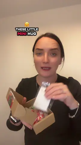 Mini Hug Gift #christmas #pockethug #giftidea #teachersoftiktok #fyp 
