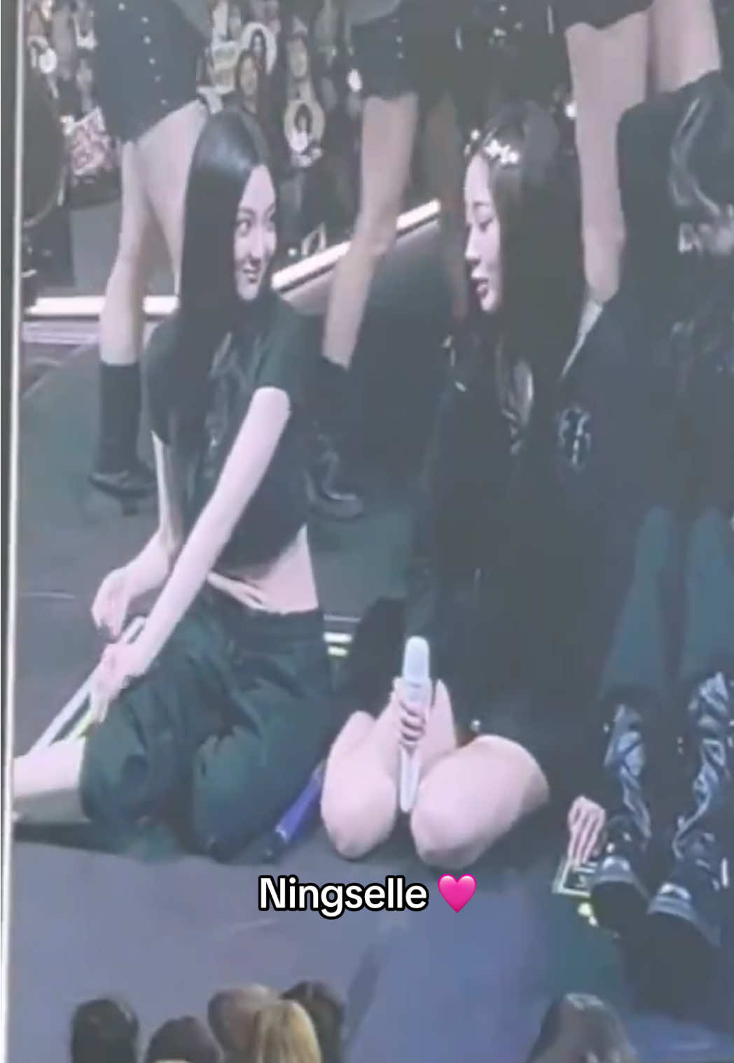 Ningselle at Yoyogi National Stadium in Tokyo Day 2 251109 LIVE TOUR -SYNK : aeXIS LINE #aespa #giselle #ningning #ningselle #fyp 