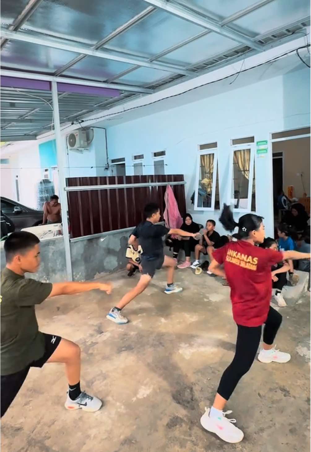 latihan di tutup dengan makan bareng heheh #karate #karatekid #karatedo #fy #karategirl 