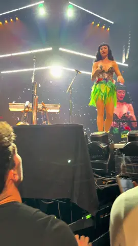 sorry Lyon, I NEEDED to hear ‘Ghost’ live 🥹 #katyperry #lyon #ghost #lifetimes #thelifetimestour 